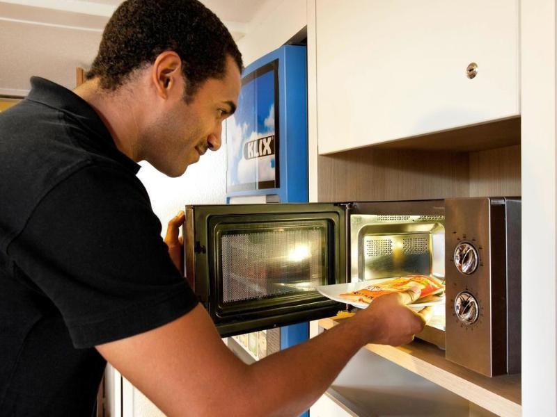 Hotelf1 Lyon Sud Oullins Renove Kültér fotó